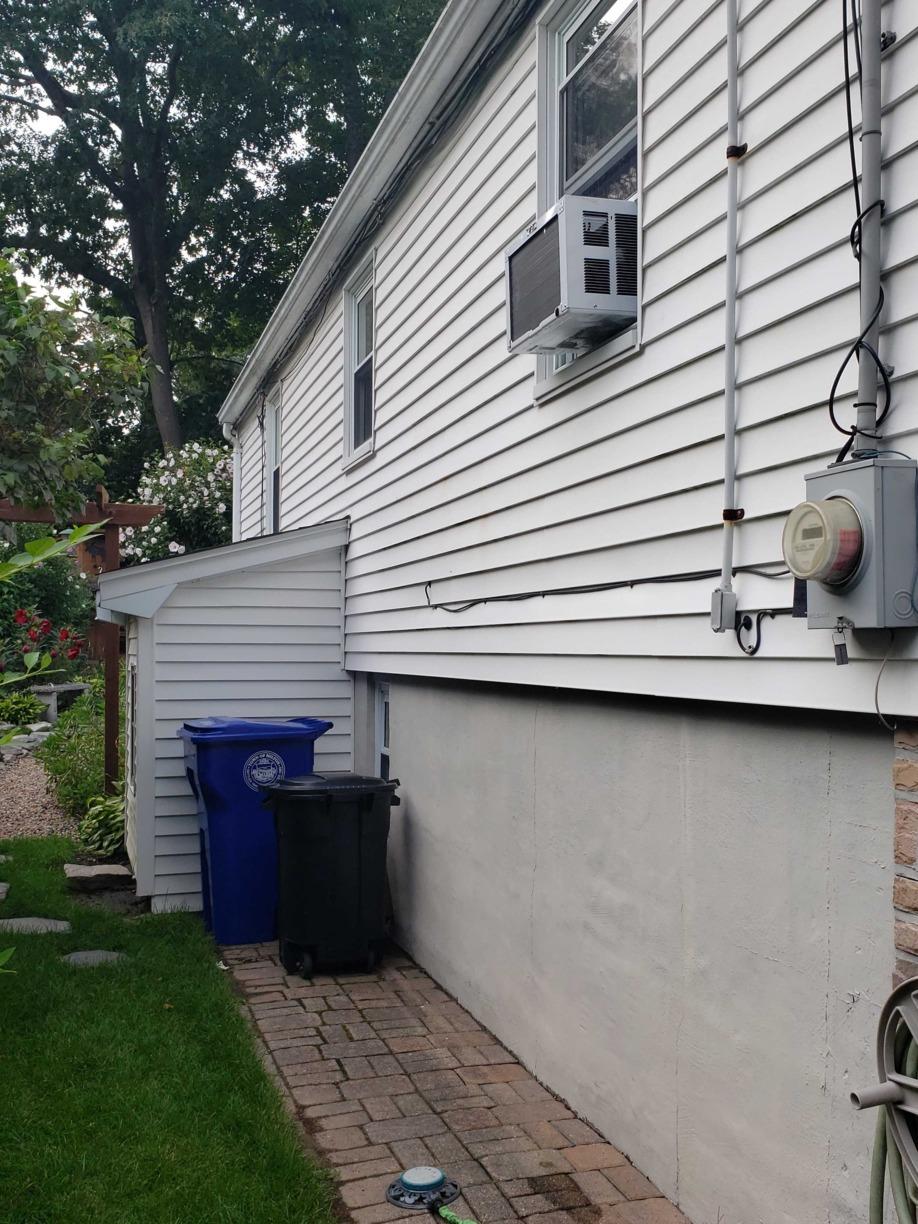 Mitsubishi hyper heat condenser - Before